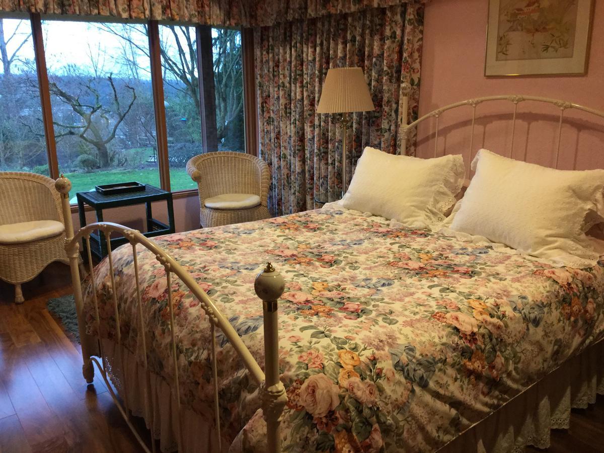 A Cascade View Bed And Breakfast Bellevue Exterior photo