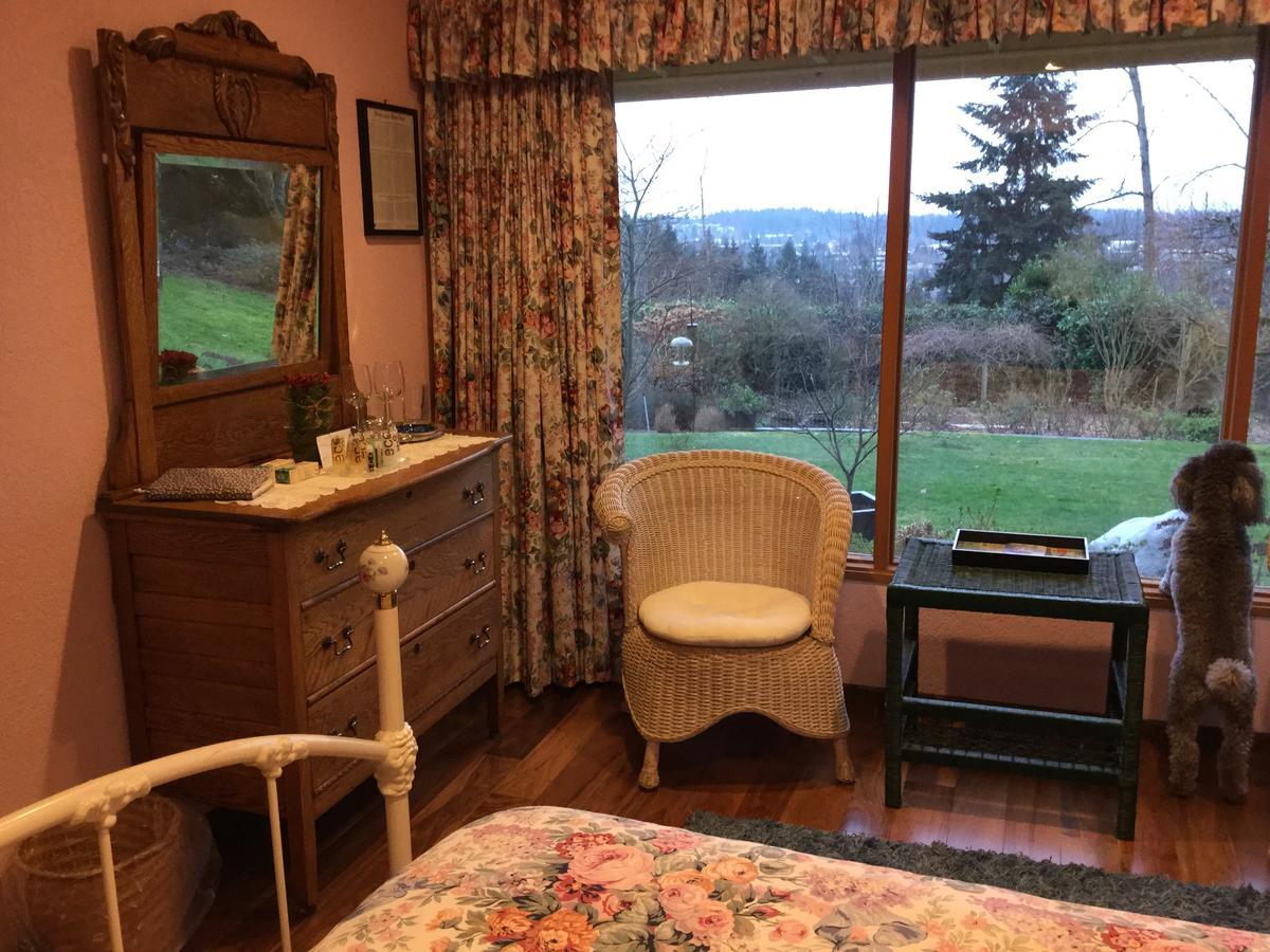A Cascade View Bed And Breakfast Bellevue Exterior photo